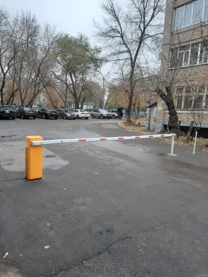 Квартира Бизнес -Класса В Ста Метрах От Городского Парка Petropavlovsk Luaran gambar